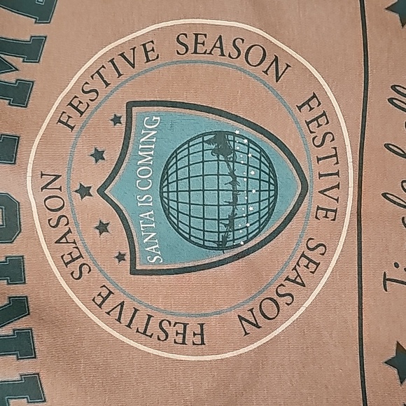 Denim & Flower Beige Christmas Crewneck Sweater, XL - Picture 12 of 13